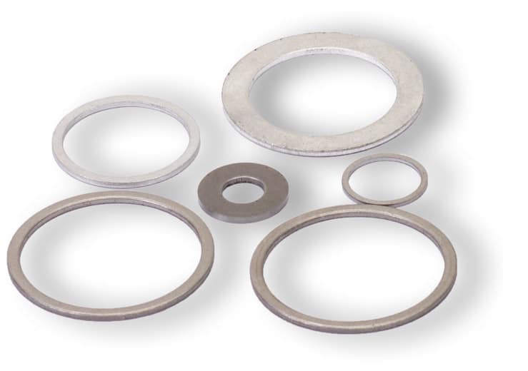 Deutsch: Abbildung zeigt Metalldichtringe aus dem Grundmaterial Stahl für Hochdruckanwendungen. English: Picture displays steel rings seal for high pressure applications.
