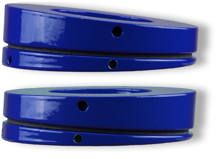 Deutsch: Abbildung zeigt eine Gummistahldichtung verbaut in einem Spreizring. English: Picture displays a rubber steel seal assembled in an expanding ring.