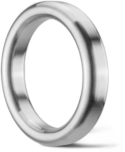 Deutsch: Abbildung zeigt Edelstahl Ring Joint Dichtung in ovaler Bauform 001RJD. English: Picture displays a stainless steel seal with an oval cross section type 001RJD.