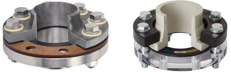 Deutsch: Abbildung zeigt eine isolierende Gummi-Stahldichtung verbaut in einem Flansch - English: Picture displays rubber steel seal with isolating properties assembled in a flange